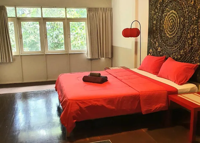 Villa Villa 3 Beds Sukhumvit Asok